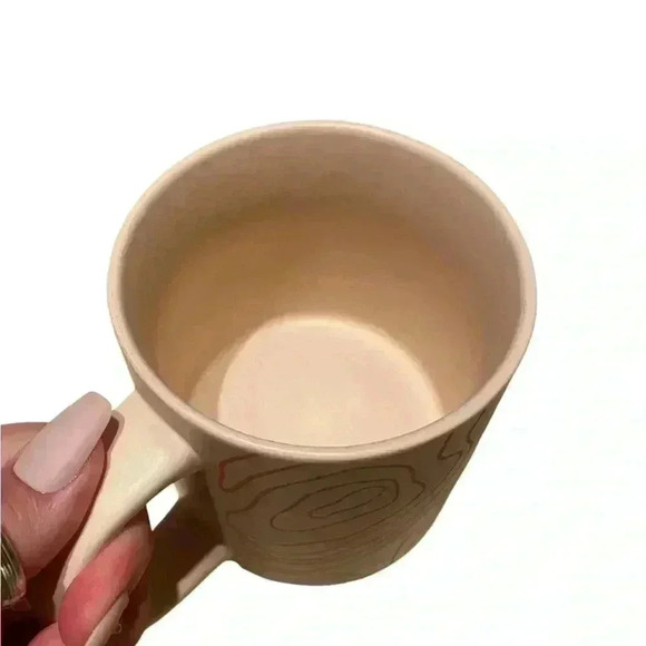 Set of two Whitney Kearney mugs - Picture 5 of 9